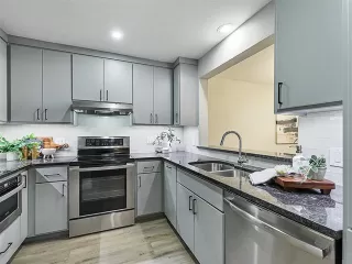 Photo #5: 21131329 Listing