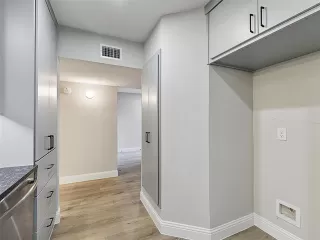 Photo #6: 21131329 Listing