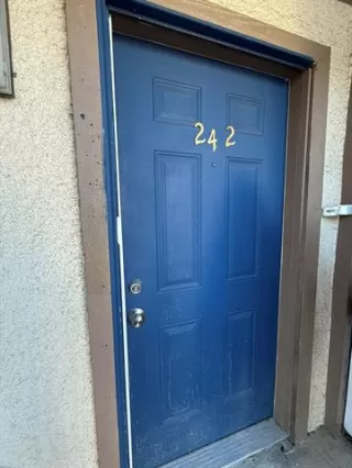 Photo #5: 21131373 Listing