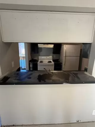 Photo #6: 21131373 Listing