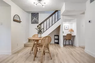 Photo #5: 21131452 Listing