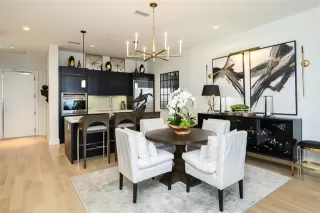 Photo #5: 21131691 Listing 