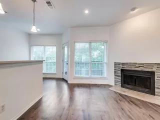 Photo #3: 21132066 Listing