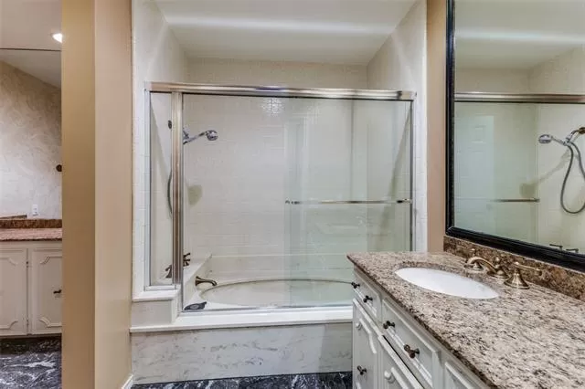 MLS: 21132309 Condo For Sale