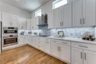 Photo #4: 21132403 Listing