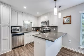 Photo #4: 21132906 Listing 