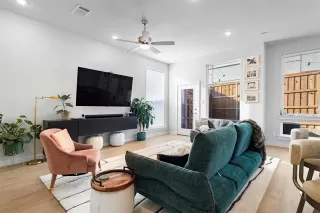 Photo #3: 21133068 Listing 