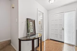 Photo #3: 21133140 Listing