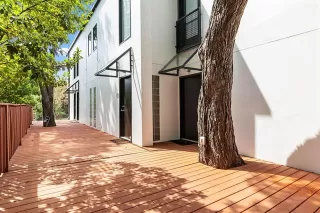 Browse active condo listings in BUENA VISTA STREET