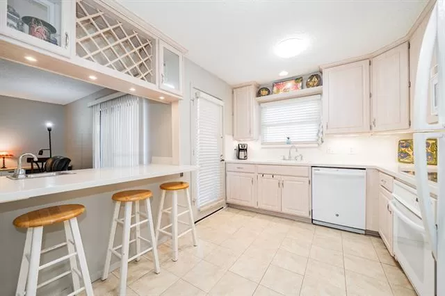 MLS: 21134204 Condo For Sale