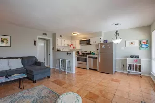 Photo #5: 21134633 Listing 