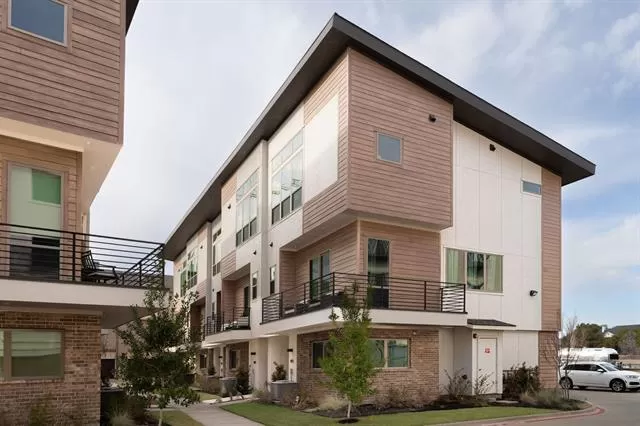 MLS: 21134773 Condo For Sale