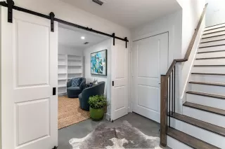 Photo #2: 21134795 Listing 