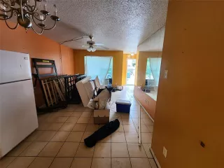 Photo #4: 21135214 Listing 