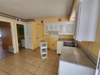 Photo #5: 21135214 Listing 