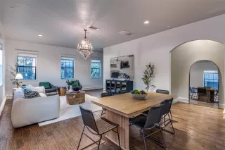 Photo #6: 21135380 Listing 