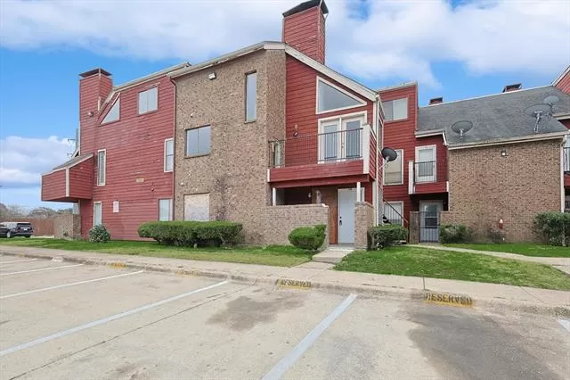 MLS: 21135431 Condo For Sale