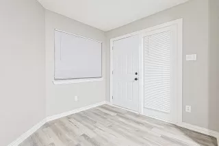 Photo #3: 21135431 Listing 