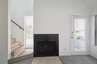 Photo #6: 21135472 Listing 