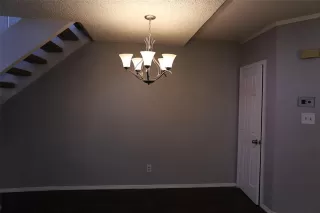 Photo #3: 21135806 Listing 