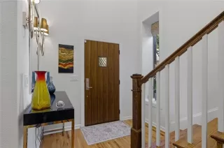 Photo #5: 21135850 Listing 