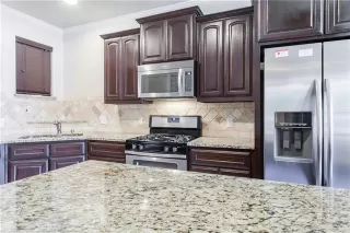 Photo #4: 21136686 Listing 