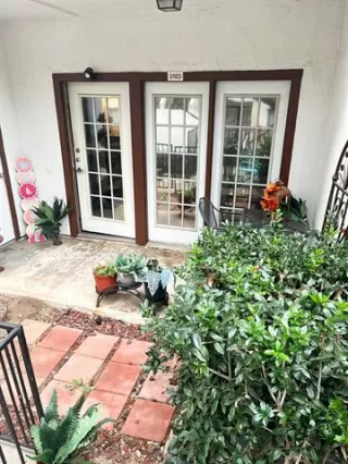 Photo #2: 21136850 Listing 