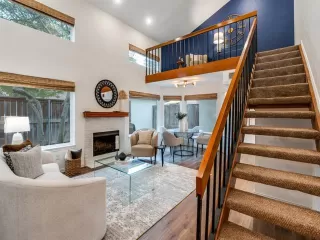 Photo #2: 21136872 Listing 