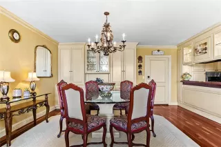 Photo #5: 21136968 Listing 