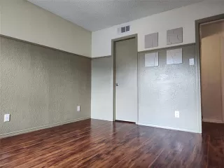 Photo #4: 21137255 Listing 