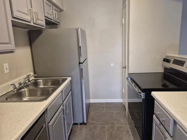 MLS: 21137990 Condo For Sale