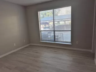 Photo #4: 21137990 Listing 