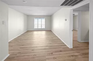 Photo #3: 21138051 Listing 