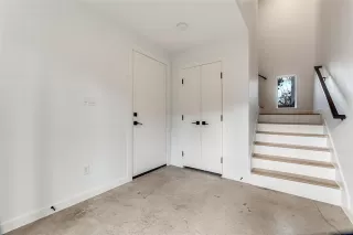 Photo #2: 21138144 Listing