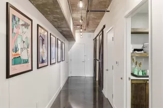 Photo #2: 21138953 Listing