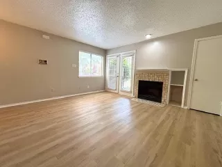 Photo #3: 21139184 Listing