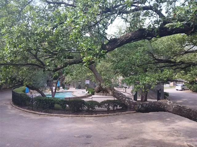 MLS: 21139193 Condo For Sale