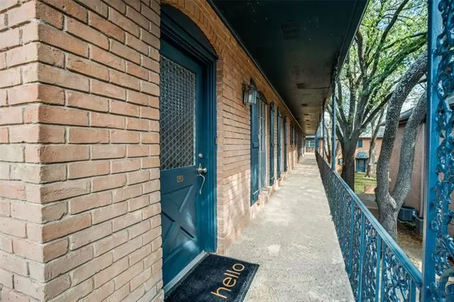 MLS: 21141124 Condo For Sale