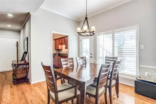 Photo #4: 21141138 Listing