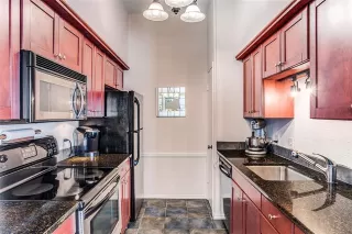 Photo #6: 21141138 Listing