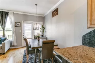 Photo #5: 21141522 Listing 