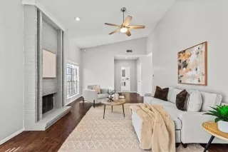 Photo #4: 21141821 Listing 