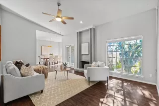 Photo #5: 21141821 Listing 