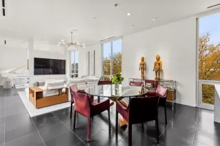 Photo #3: 21141850 Listing 