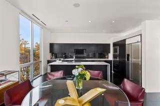 Photo #6: 21141850 Listing 