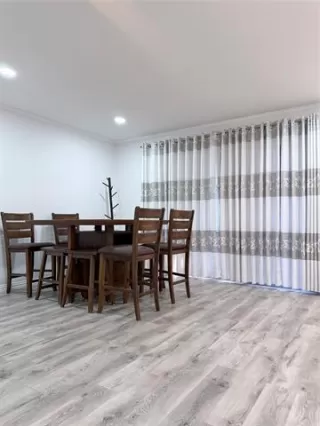 Photo #3: 21141858 Listing 