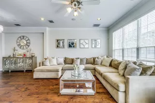 More Details about MLS # 21142173 : 3932 ASBURY LANE