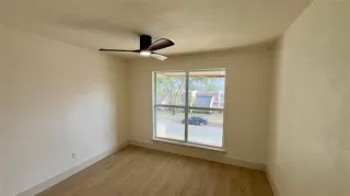 Photo #4: 21142221 Listing 