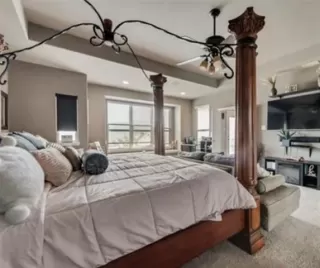 Photo #4: 21142561 Listing