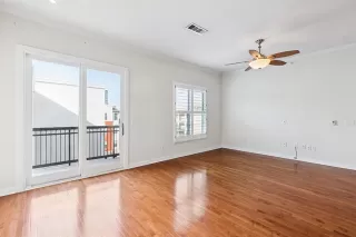 Photo #5: 21142579 Listing 